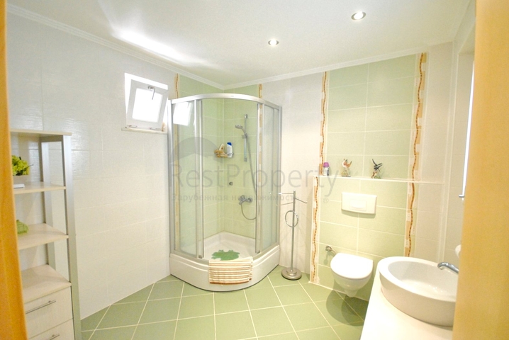 فيلا 4 + 1 على مسافة قريبة من البحر في جاميوفا