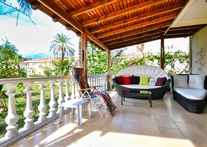 فيلا 4 + 1 على مسافة قريبة من البحر في جاميوفا