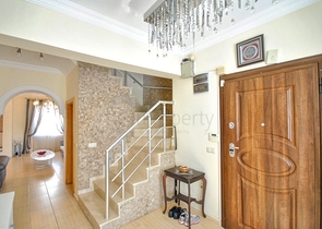 فيلا 4 + 1 على مسافة قريبة من البحر في جاميوفا