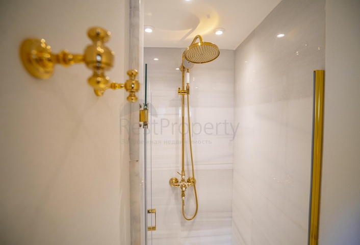 فيلا فاخرة - 5 غرف وصالة - في بودروم 