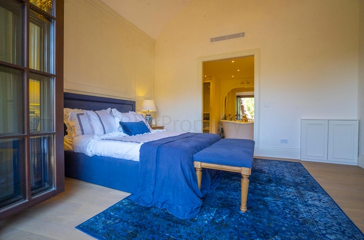 فيلا فاخرة - 5 غرف وصالة - في بودروم 