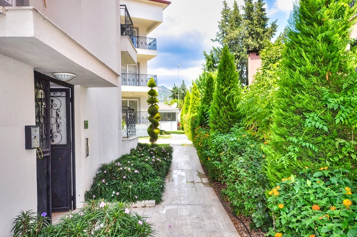 شقة 1 + 1 مع أثاث في أصلانبوجاك كيمير