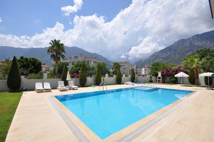 شقة 1 + 1 مع أثاث في أصلانبوجاك كيمير