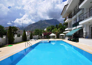 شقة 1 + 1 مع أثاث في أصلانبوجاك كيمير