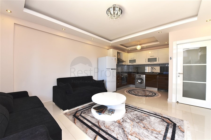 شقة انيقة - بالكون واسع - اطلالة مفتوحة -تصميم غرفة وصالة -في مهموتلار / الانيا 