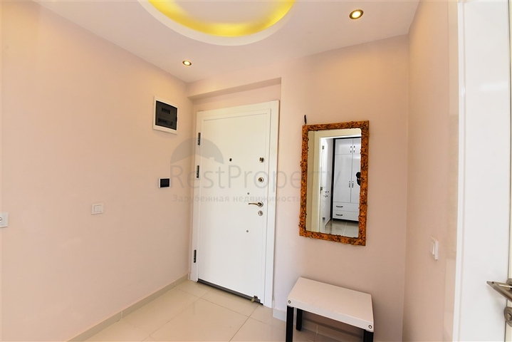 شقة انيقة - بالكون واسع - اطلالة مفتوحة -تصميم غرفة وصالة -في مهموتلار / الانيا 