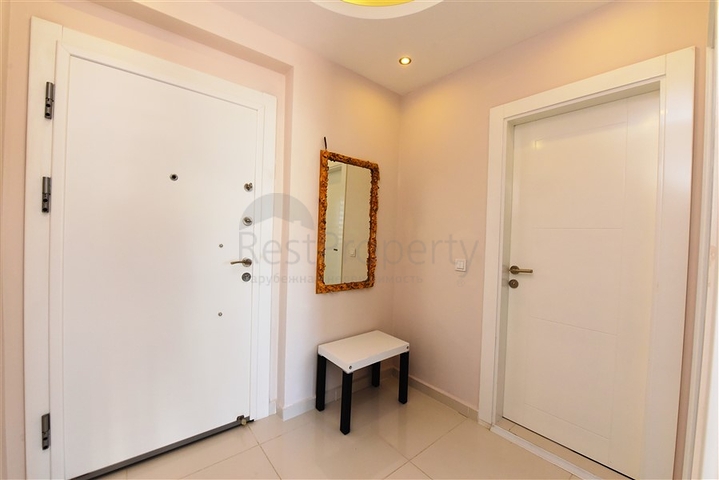 شقة انيقة - بالكون واسع - اطلالة مفتوحة -تصميم غرفة وصالة -في مهموتلار / الانيا 