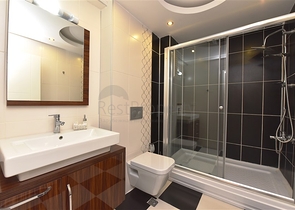 شقة انيقة - بالكون واسع - اطلالة مفتوحة -تصميم غرفة وصالة -في مهموتلار / الانيا 