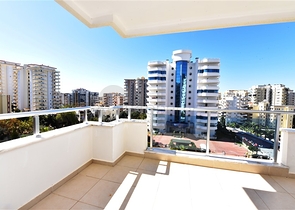 شقة انيقة - بالكون واسع - اطلالة مفتوحة -تصميم غرفة وصالة -في مهموتلار / الانيا 