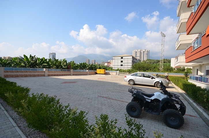 شقق بغرفة نوم واحدة وشقق بثلاث غرف نوم للبيع في ألانيا 