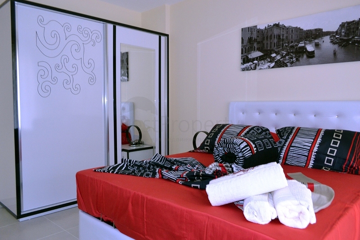 شقق بغرفة نوم واحدة وشقق بثلاث غرف نوم للبيع في ألانيا 