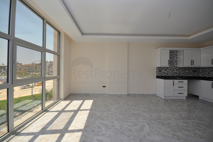 مجمع سكني حديث - جانب المشفى - شقة 2 غرفة وصالة - في اوبا / الانيا 