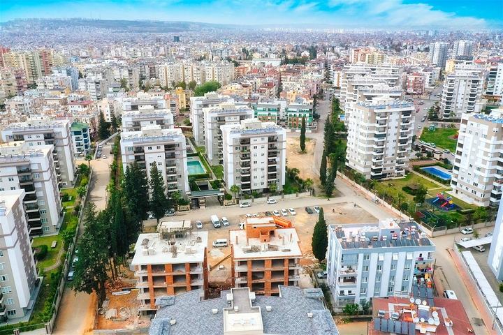 شقق فسيحة 2 + 1 قيد الإنشاء في مراد باشا أنطاليا