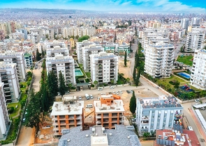 شقق فسيحة 2 + 1 قيد الإنشاء في مراد باشا أنطاليا