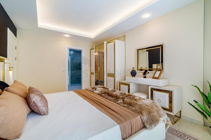 موقع مميز - تراس واسع - 3 غرف وصالة مفروشة - في مهموتلار / الانيا 