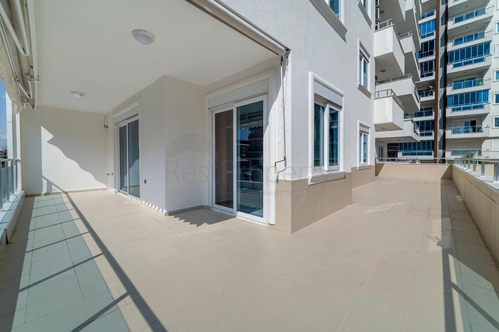 موقع مميز - تراس واسع - 3 غرف وصالة مفروشة - في مهموتلار / الانيا 