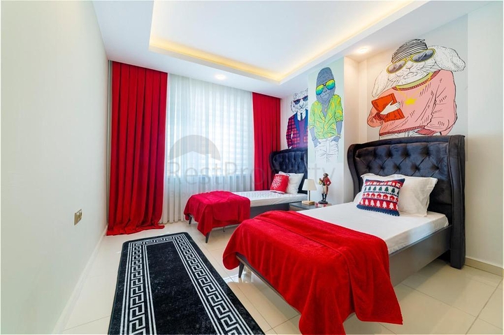 موقع مميز - تراس واسع - 3 غرف وصالة مفروشة - في مهموتلار / الانيا 