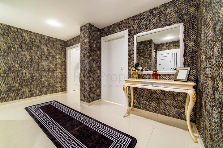 موقع مميز - تراس واسع - 3 غرف وصالة مفروشة - في مهموتلار / الانيا 