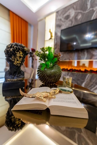 موقع مميز - تراس واسع - 3 غرف وصالة مفروشة - في مهموتلار / الانيا 