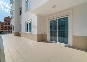 موقع مميز - تراس واسع - 3 غرف وصالة مفروشة - في مهموتلار / الانيا 