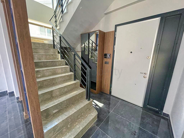 فلل 4 + 1 في المرحلة النهائية من البناء في انطاليا