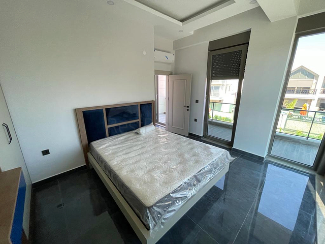 فلل 4 + 1 في المرحلة النهائية من البناء في انطاليا