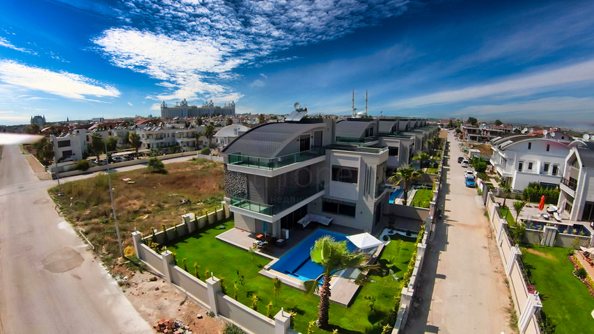 فلل 4 + 1 في المرحلة النهائية من البناء في انطاليا