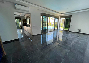 فلل 4 + 1 في المرحلة النهائية من البناء في انطاليا