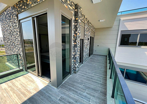 فلل 4 + 1 في المرحلة النهائية من البناء في انطاليا