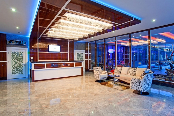 مجمع فاخر - شقة عائلية انيقة -2 غرفة وصالة -في كارجي جاك / الانيا