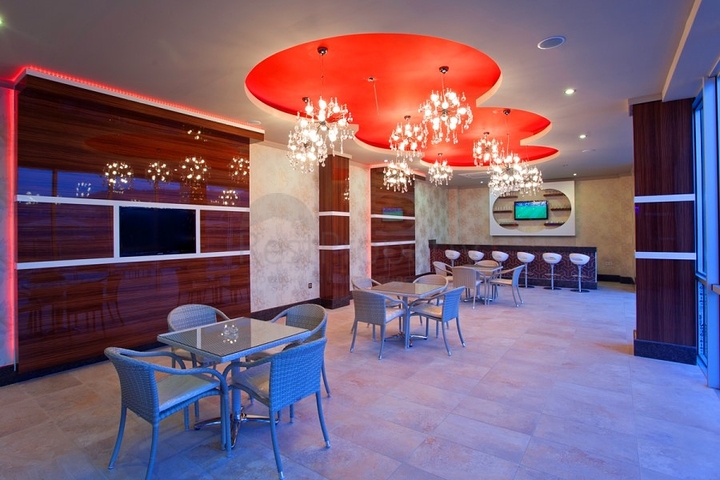 مجمع فاخر - شقة عائلية انيقة -2 غرفة وصالة -في كارجي جاك / الانيا