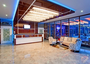 مجمع فاخر - شقة عائلية انيقة -2 غرفة وصالة -في كارجي جاك / الانيا