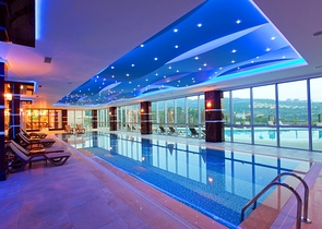 مجمع فاخر - شقة عائلية انيقة -2 غرفة وصالة -في كارجي جاك / الانيا