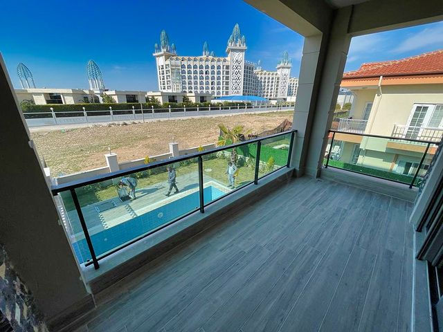 فلل 4 + 1 مع مسبح خاص في قادرية بيليك