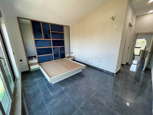 فلل 4 + 1 مع مسبح خاص في قادرية بيليك