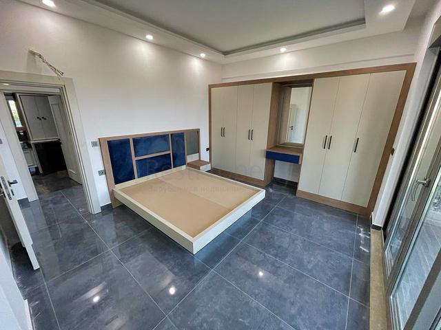 فلل 4 + 1 مع مسبح خاص في قادرية بيليك