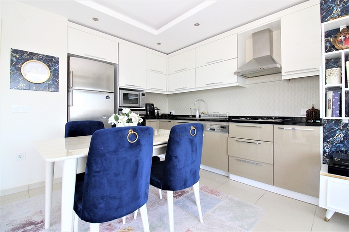 اطلالة مفتوحة -شقة عائلية 2 غرفة وصالة - فرش انيق -في مهموتلار / الانيا 