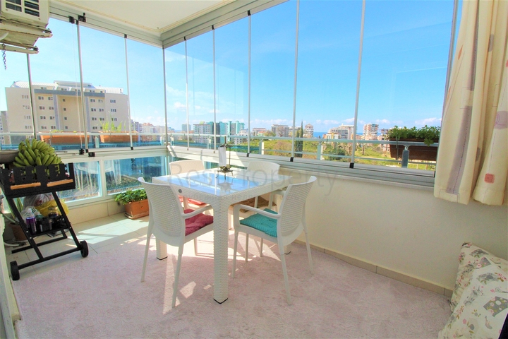 اطلالة مفتوحة -شقة عائلية 2 غرفة وصالة - فرش انيق -في مهموتلار / الانيا 