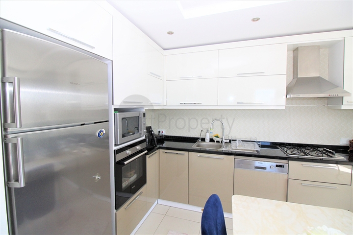 اطلالة مفتوحة -شقة عائلية 2 غرفة وصالة - فرش انيق -في مهموتلار / الانيا 