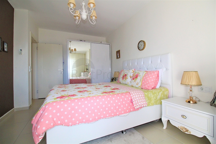 اطلالة مفتوحة -شقة عائلية 2 غرفة وصالة - فرش انيق -في مهموتلار / الانيا 