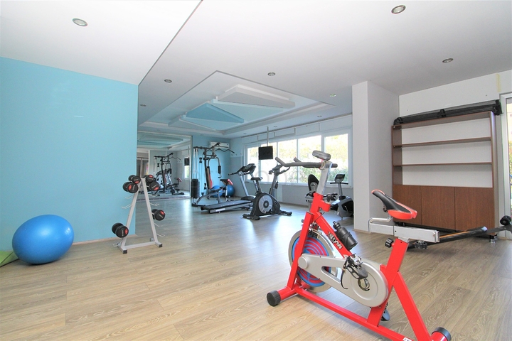 اطلالة مفتوحة -شقة عائلية 2 غرفة وصالة - فرش انيق -في مهموتلار / الانيا 