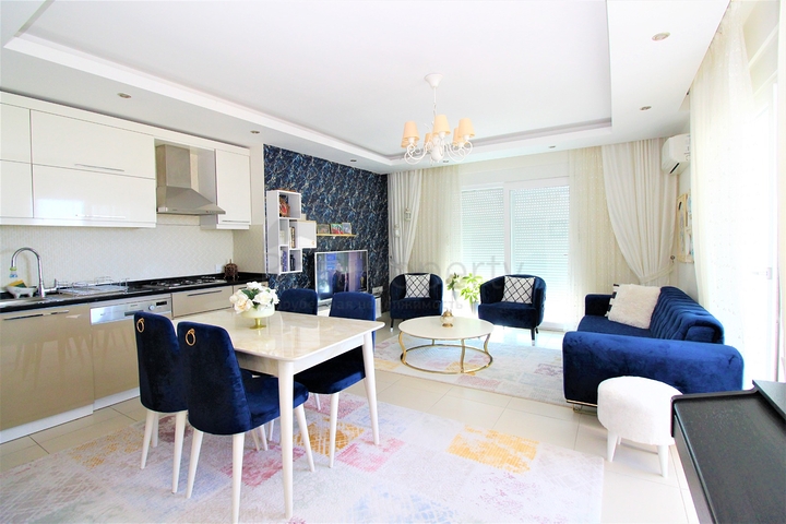 اطلالة مفتوحة -شقة عائلية 2 غرفة وصالة - فرش انيق -في مهموتلار / الانيا 