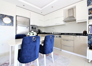 اطلالة مفتوحة -شقة عائلية 2 غرفة وصالة - فرش انيق -في مهموتلار / الانيا 