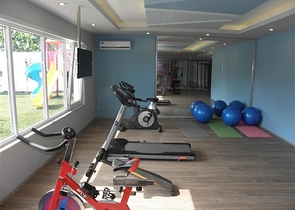 اطلالة مفتوحة -شقة عائلية 2 غرفة وصالة - فرش انيق -في مهموتلار / الانيا 