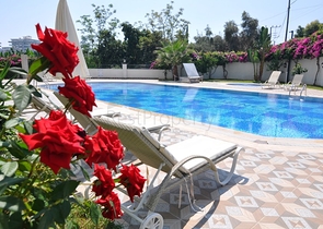 اطلالة مفتوحة -شقة عائلية 2 غرفة وصالة - فرش انيق -في مهموتلار / الانيا 