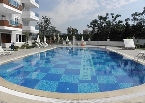 اطلالة مفتوحة -شقة عائلية 2 غرفة وصالة - فرش انيق -في مهموتلار / الانيا 