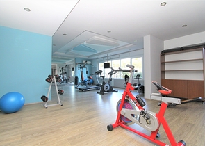 اطلالة مفتوحة -شقة عائلية 2 غرفة وصالة - فرش انيق -في مهموتلار / الانيا 