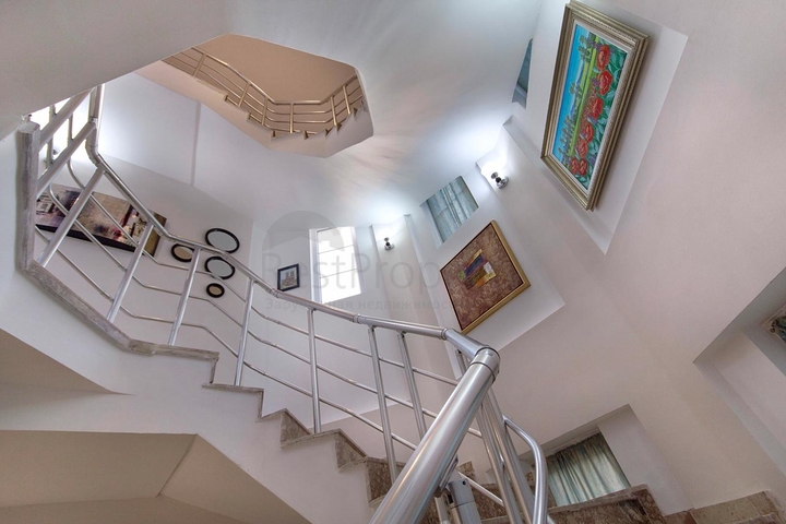 فيلا 4 + 1 مع مسبح على مسافة قريبة من الشاطئ في بيليك