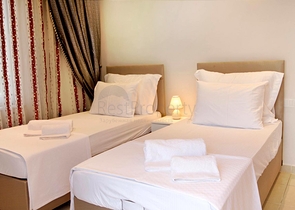 فيلا 4 + 1 مع مسبح على مسافة قريبة من الشاطئ في بيليك