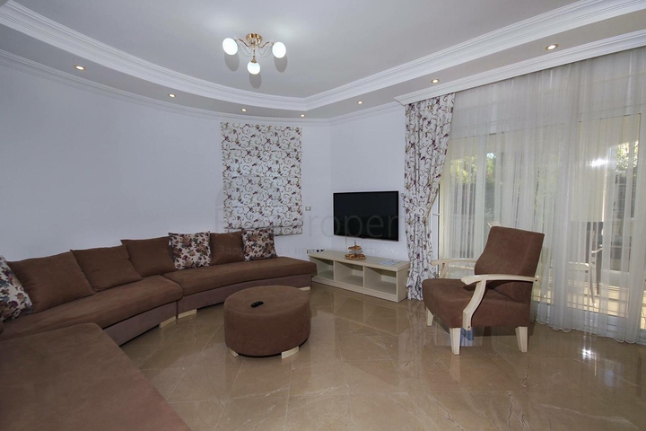 فيلا 3 + 1 مفروشة مع مسبح خاص في بيليك